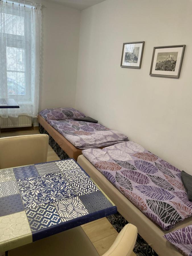Cetnicka Stanice Hluboka Hluboká nad Vltavou Eksteriør billede