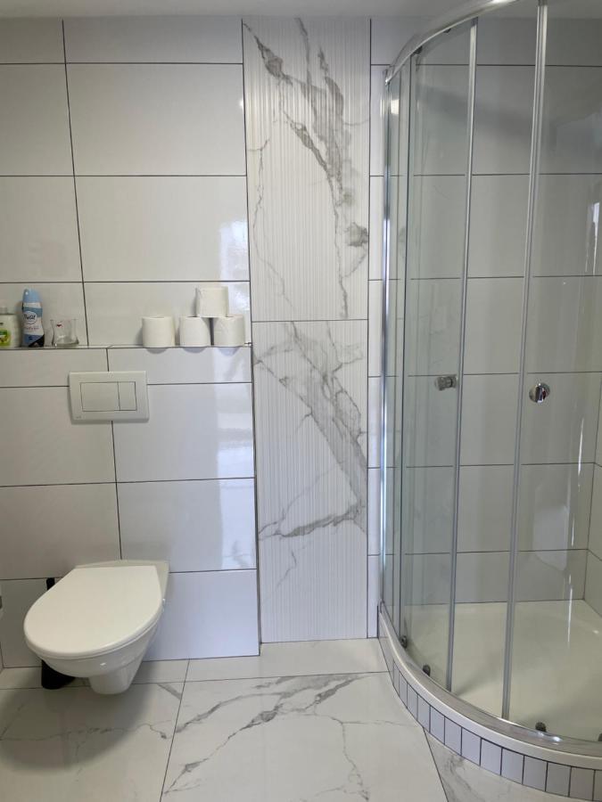 Cetnicka Stanice Hluboka Hluboká nad Vltavou Eksteriør billede